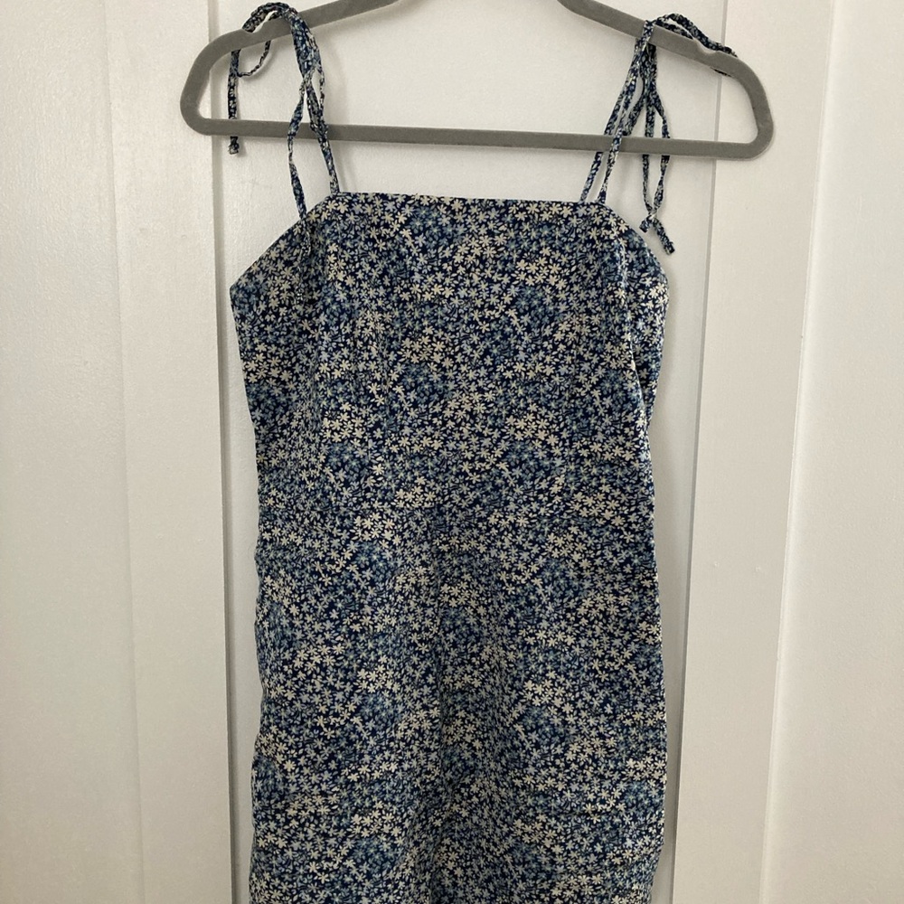 Abercrombie & Fitch Blue Floral Dress in size Small